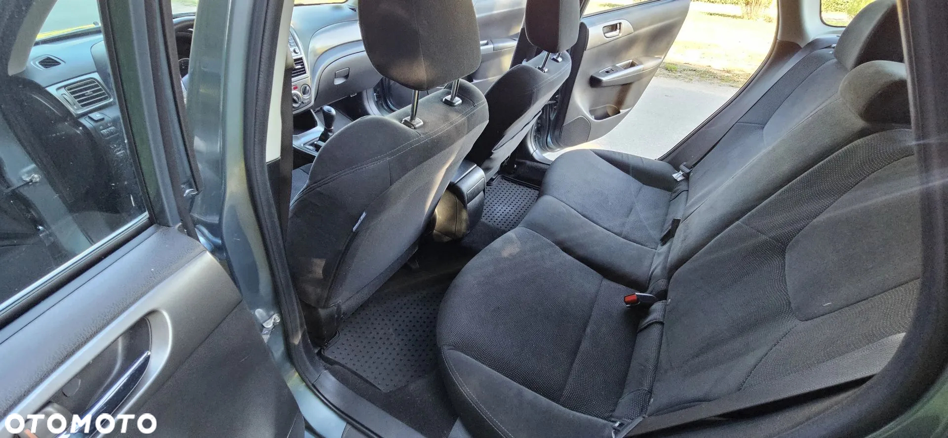 Subaru Impreza 1.5R Active - 12