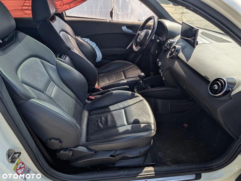Audi A1 3-drzwiowe 1.4 TFSI S line edition - 20