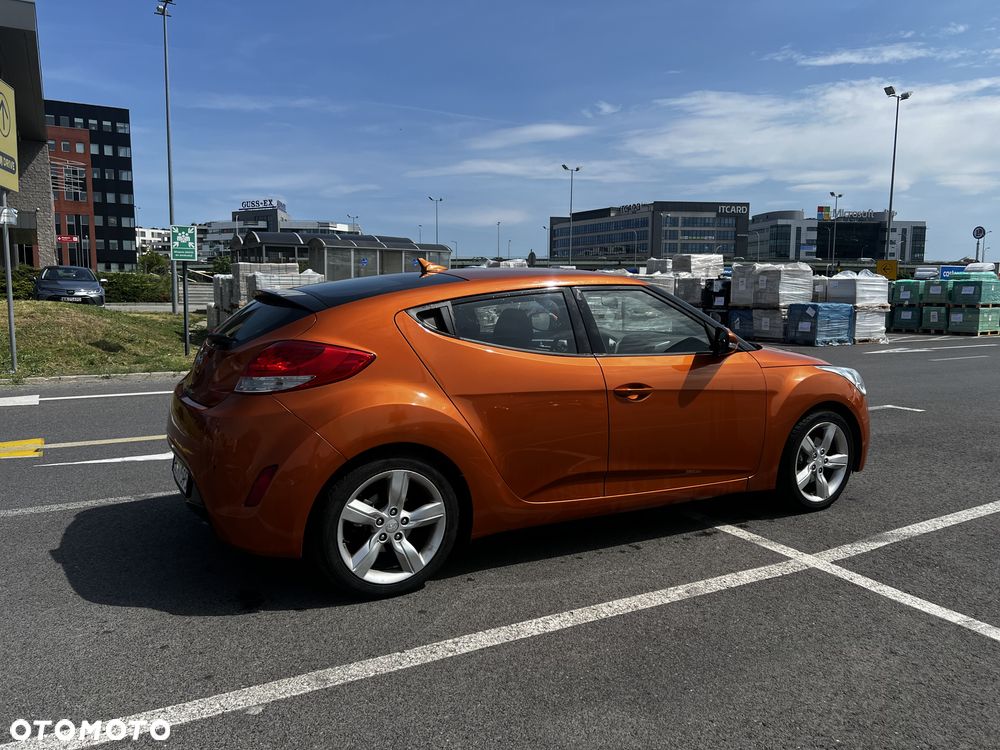 Hyundai Veloster 1.6 GDI Comfort - 7