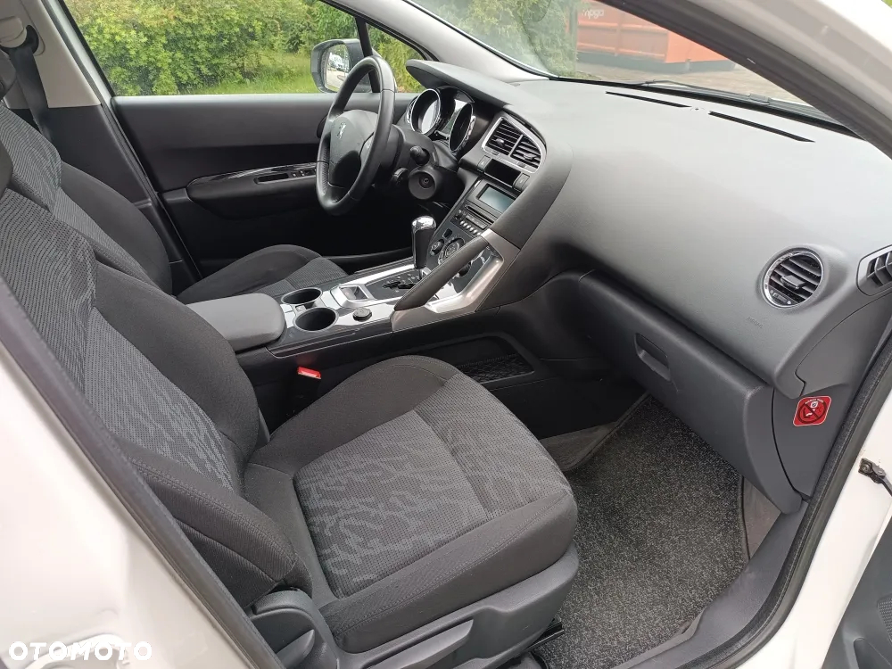 Peugeot 3008 - 11