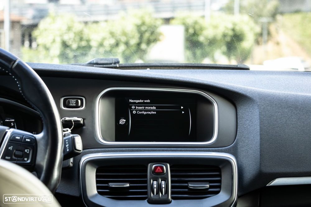 Volvo V40 1.6 D2 Momentum - 37