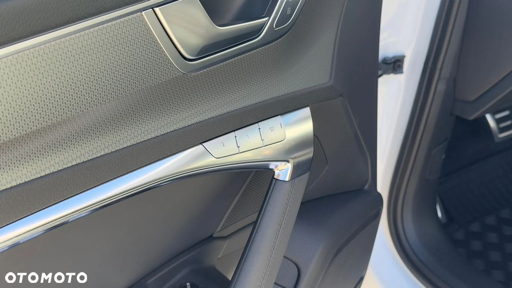 Audi A6 Allroad - 11