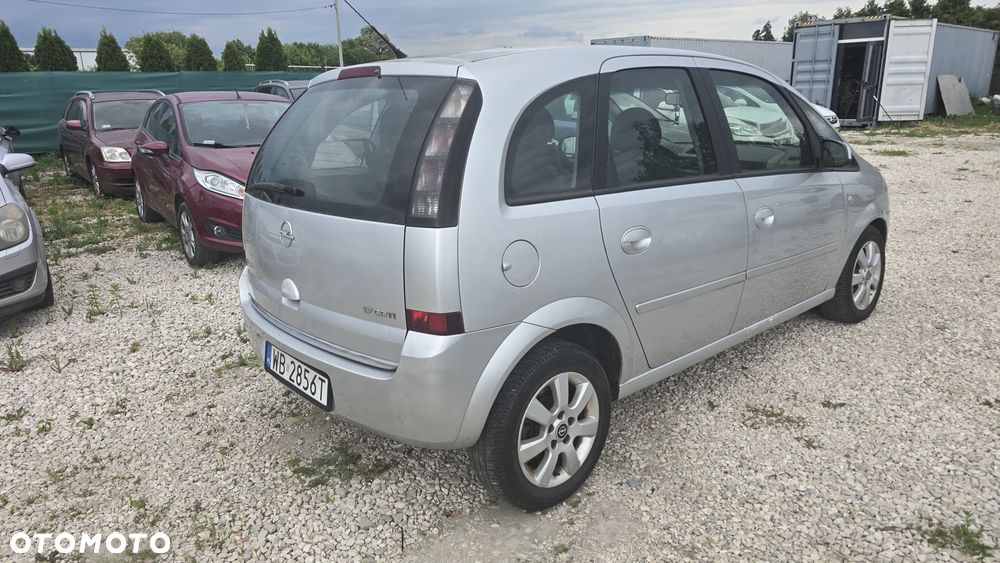 Opel Meriva 1.7 CDTI Cosmo - 9