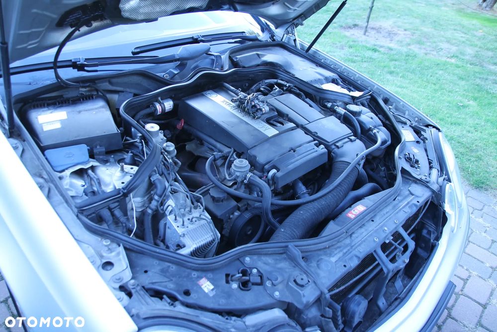 Mercedes-Benz Klasa E - 37