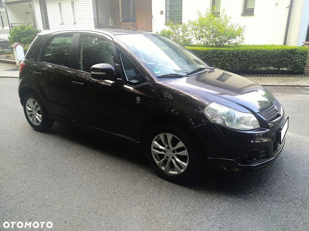 Suzuki SX4 1.6 Comfort Plus - 6