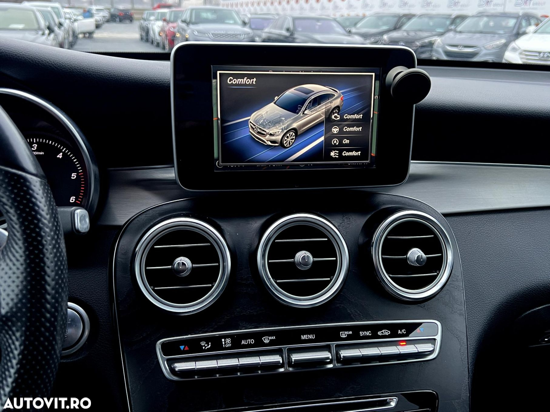 Mercedes-Benz GLC - 16