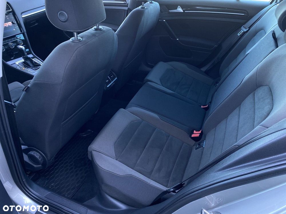 Volkswagen Golf Variant 1.5 TSI BMT Evo Highline DSG - 28