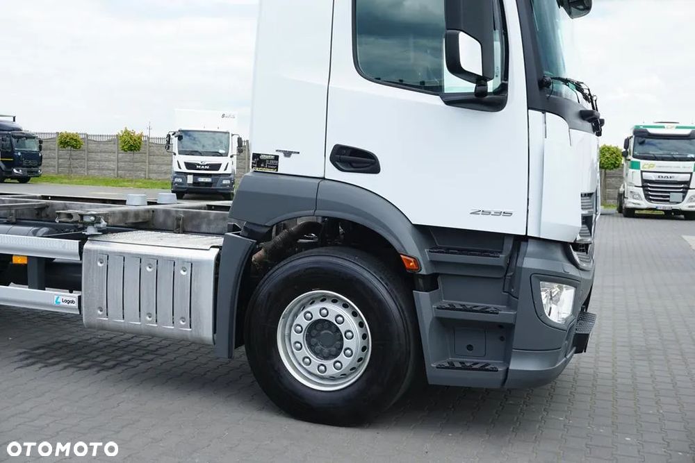 Mercedes-Benz / ANTOS / 2535 / ACC / E 6 / BDF + WINDA / 7.15 , 7.45, 7.82 M / OŚ SKRĘTNA - 25