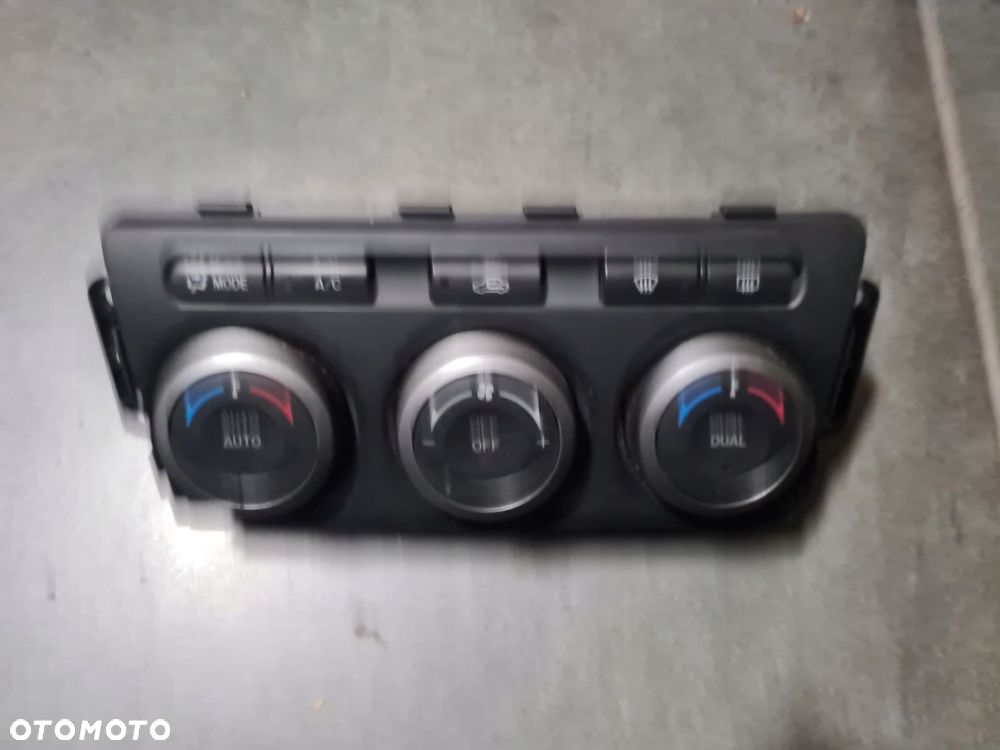 mazda 6 ii gh 09r panel nawiewu klimatyzacji t1005815j d - 1