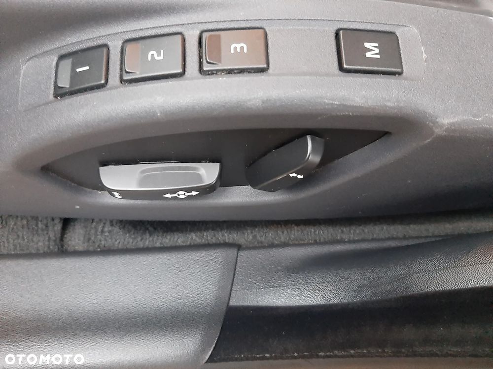 Volvo V70 D3 Summum - 23