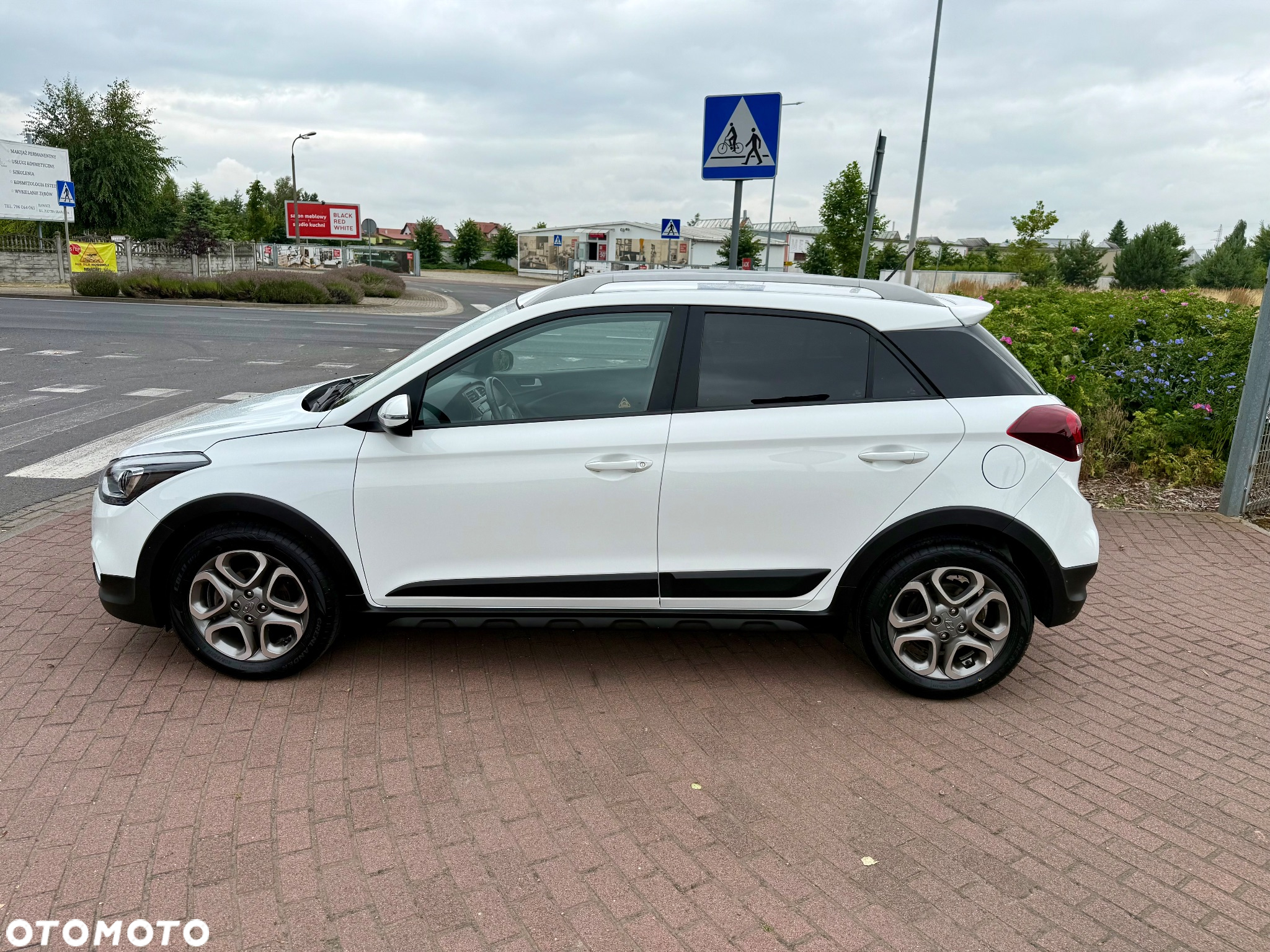 Hyundai i20 blue 1.4 Active Select - 20