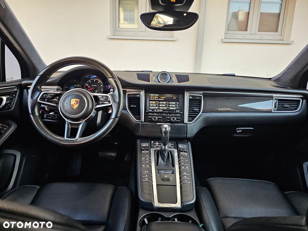 Porsche Macan Turbo PDK - 15