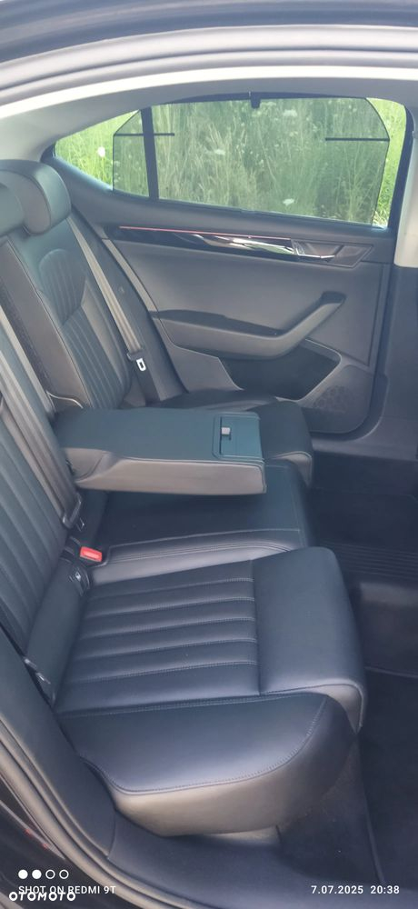 Skoda Superb 2.0 TDI 4x4 L&K DSG - 16