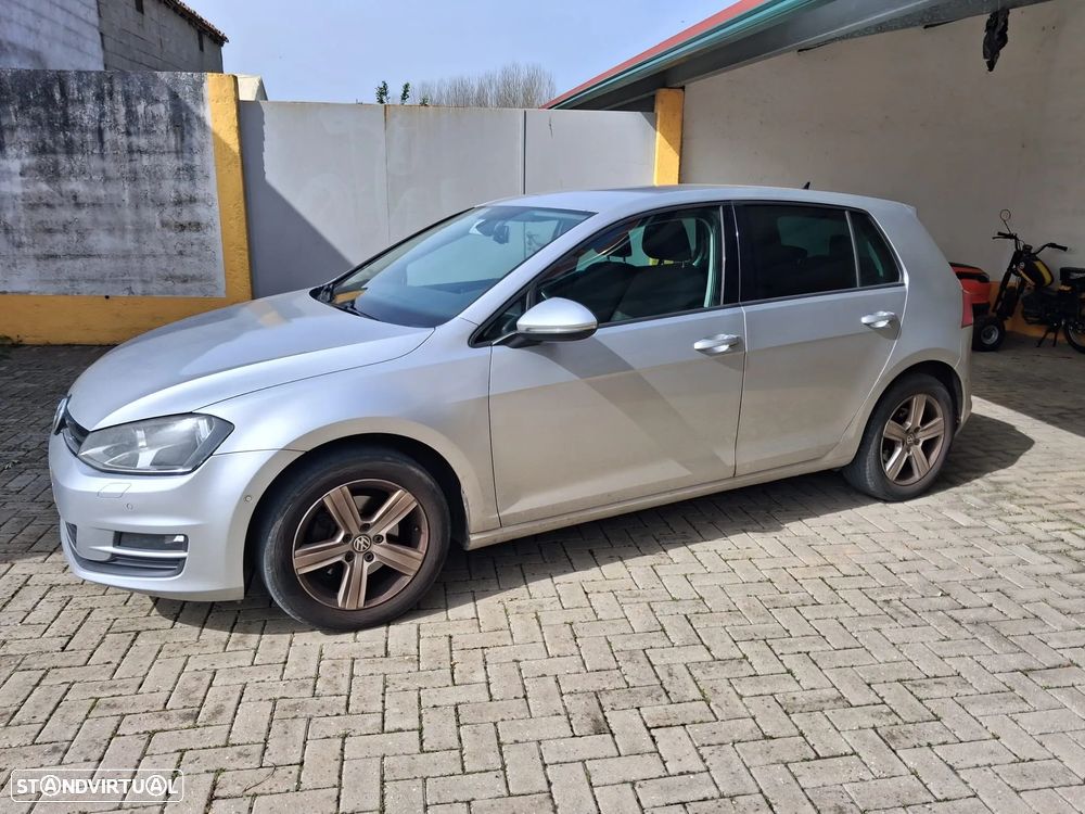 VW Golf 1.6 TDi DPF BlueMotion - 4