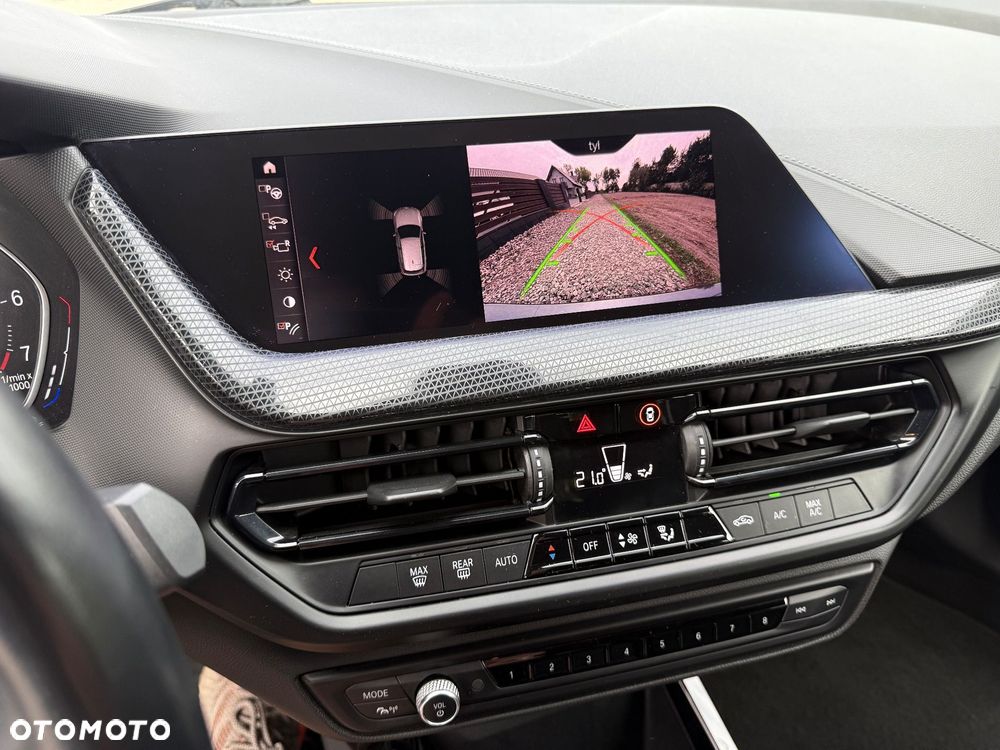 BMW Seria 1 118i GPF M Sport Shadow - 38