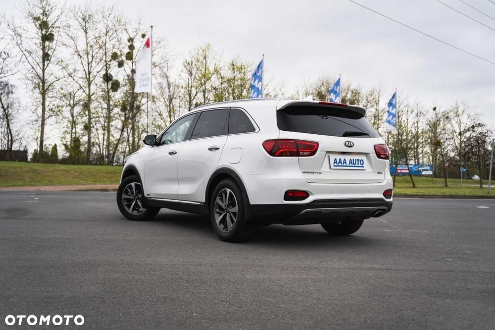 Kia Sorento - 7