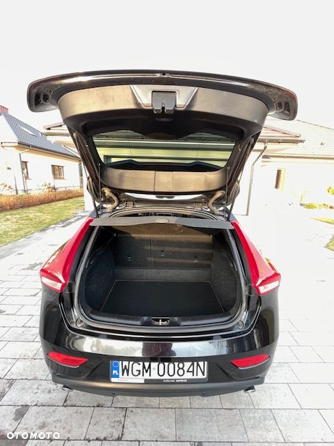 Volvo V40 D3 Drive-E Ocean Race - 10