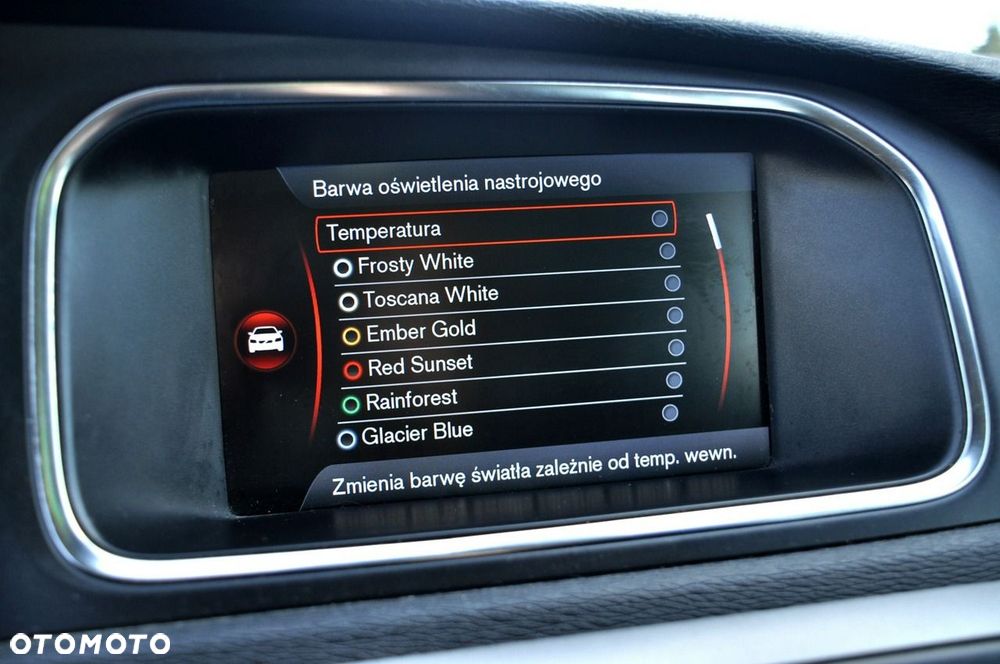 Volvo V40 D2 Momentum - 22