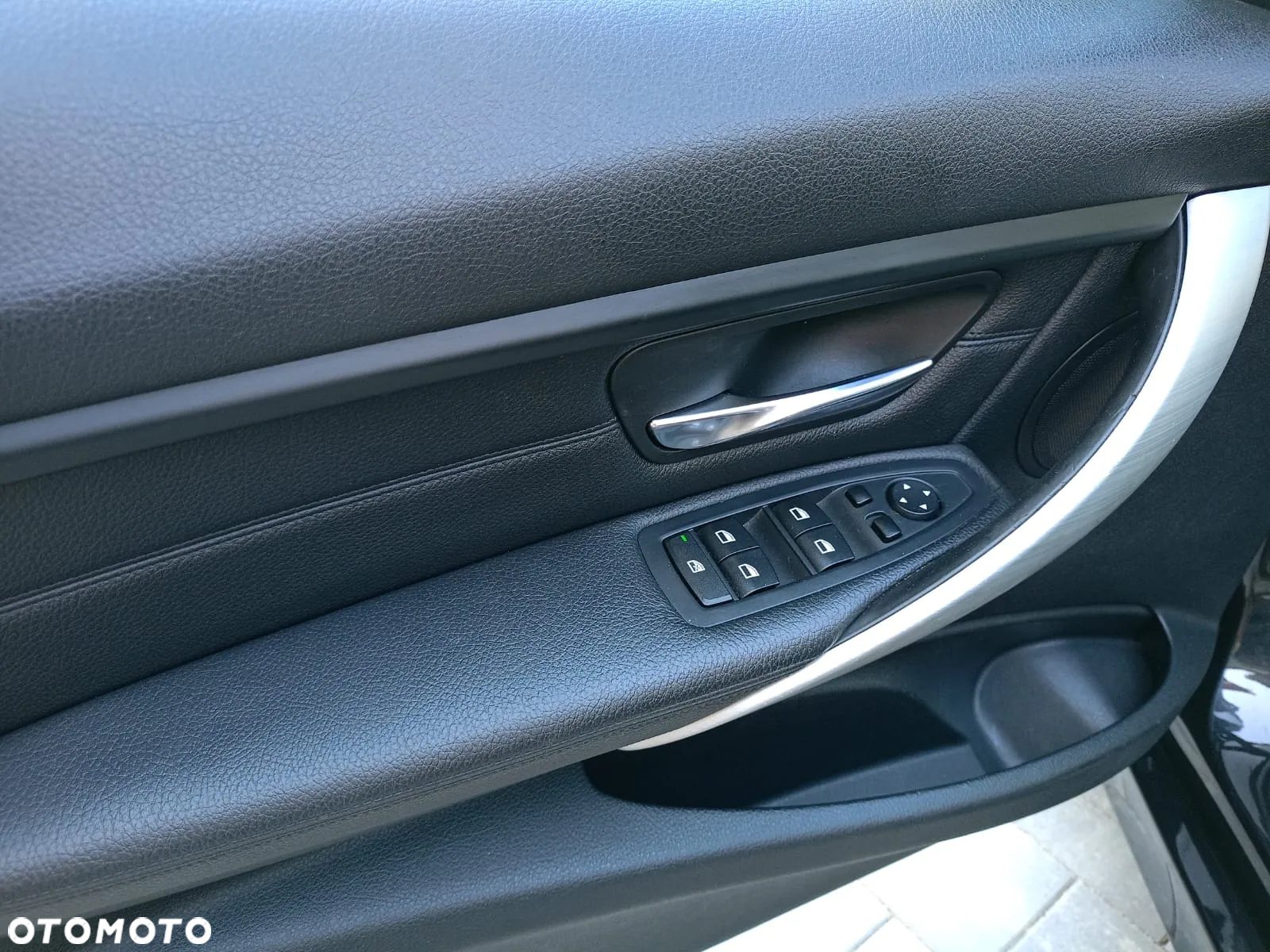 BMW Seria 3 325d - 20