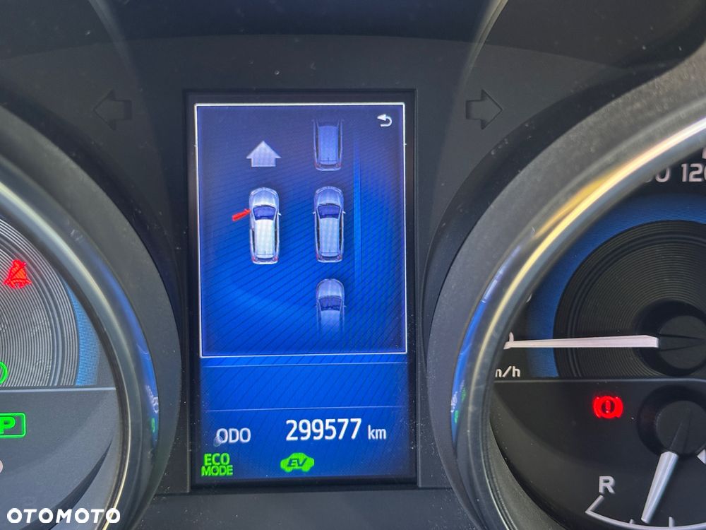 Toyota Auris 1.8 HSD Luna - 35