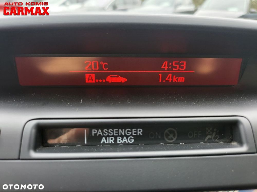 Kia Venga - 16