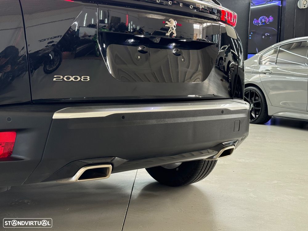 Peugeot 2008 1.2 PureTech Allure EAT8 - 10