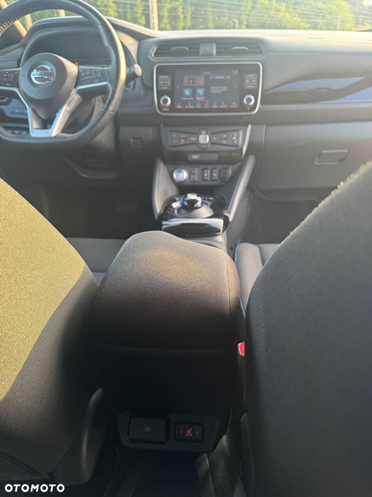 Nissan Leaf - 27