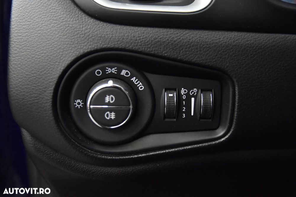 Jeep Renegade 1.6 M-Jet 4x2 M6 Limited - 16