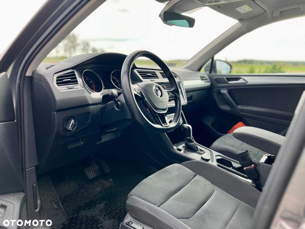 Volkswagen Tiguan - 6
