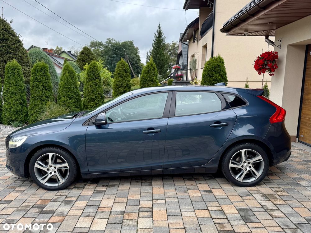 Volvo V40 D3 Momentum - 3