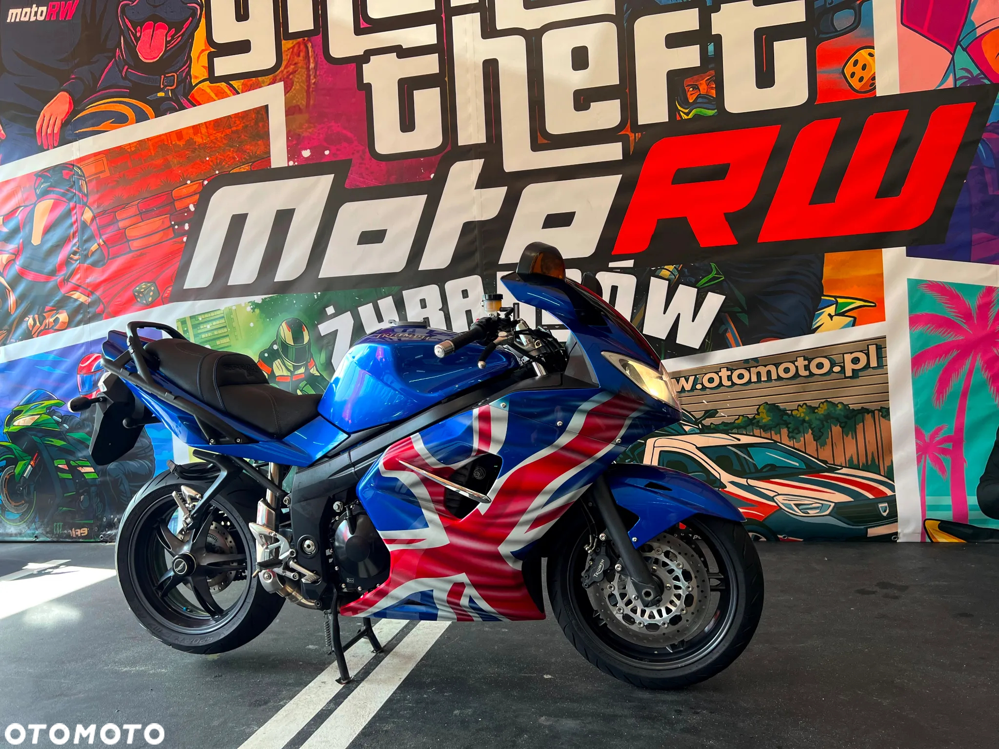 Triumph Sprint - 2