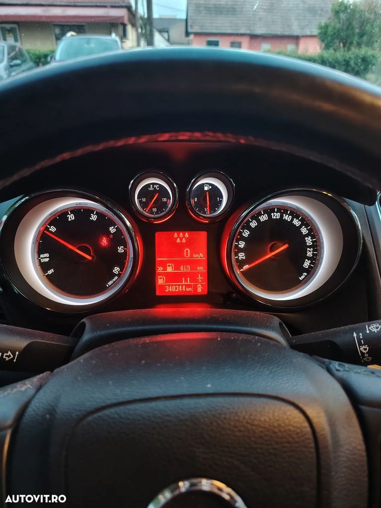 Opel Zafira Tourer 2.0 CDTI ECOFLEX Start/Stop Active - 4