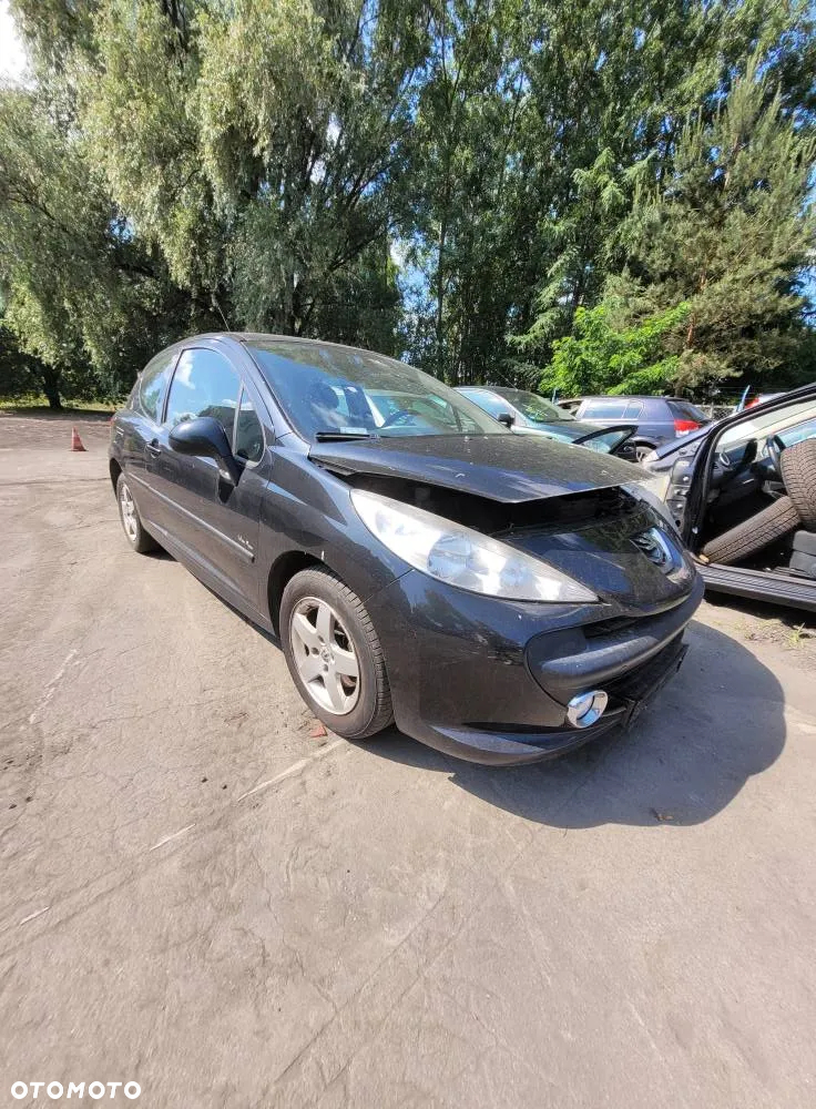 Części- Peugeot 207  Pojemność: 1397  Moc z dowodu: 70 kW  Rok: 2008 Benzyna - 2