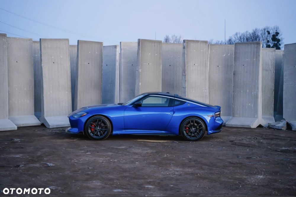 Nissan 400 Z - 25