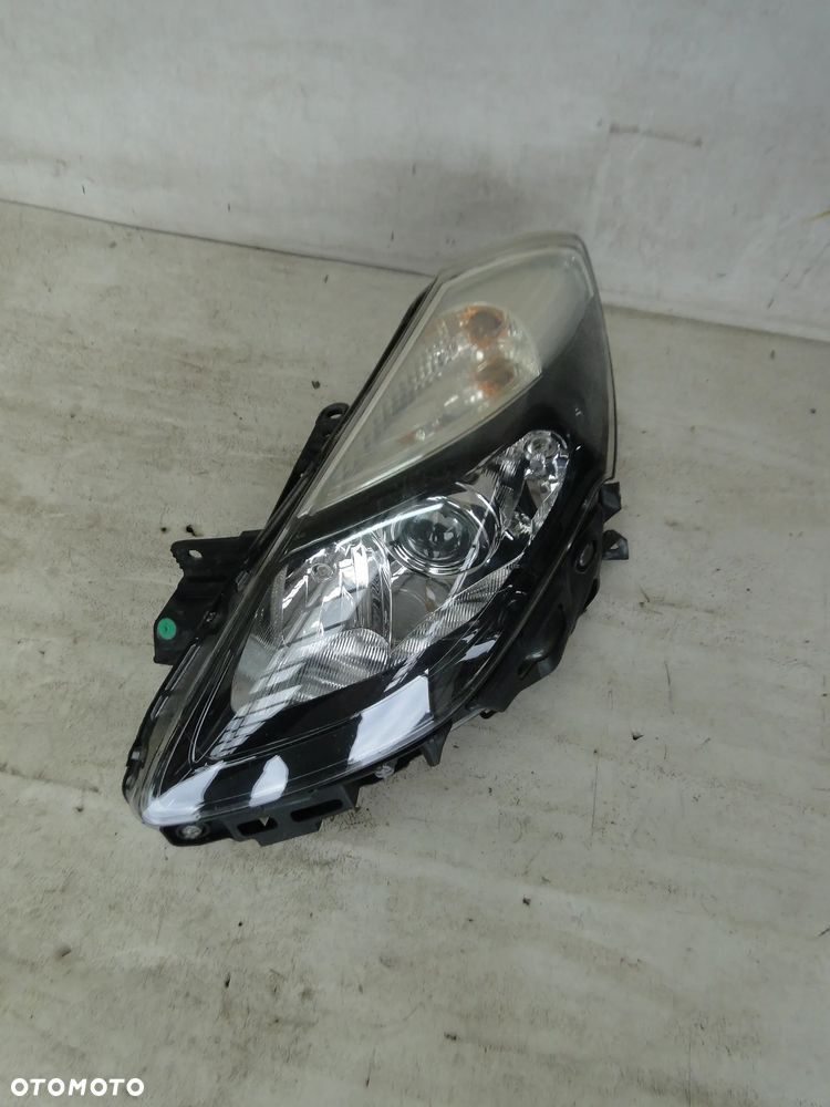 RENAULT CLIO III LIFT LAMPA LEWA PRZÓD PRZEDNIA KOMPLETNA EUROPA - 1