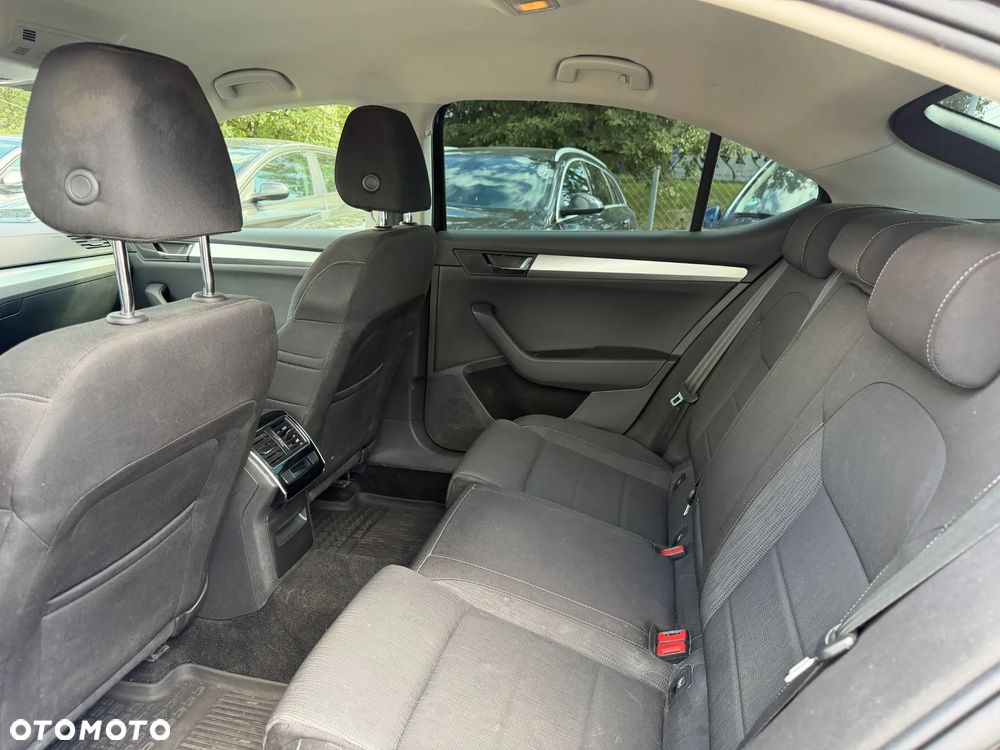 Skoda Superb 1.5 TSI ACT Ambition - 5
