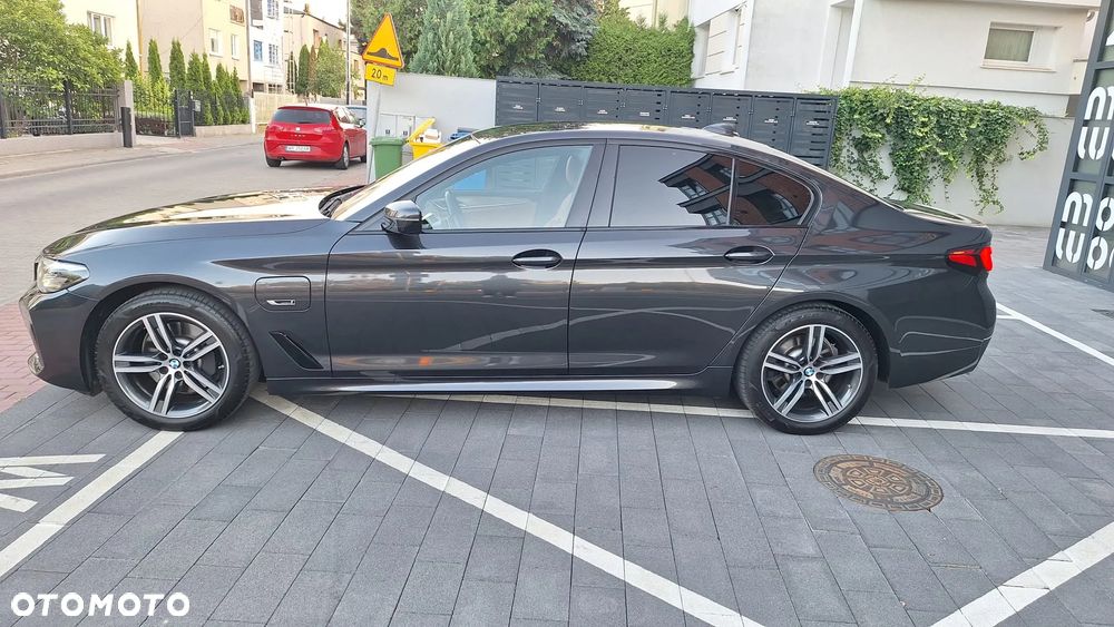BMW Seria 5 520e M Sport sport - 1