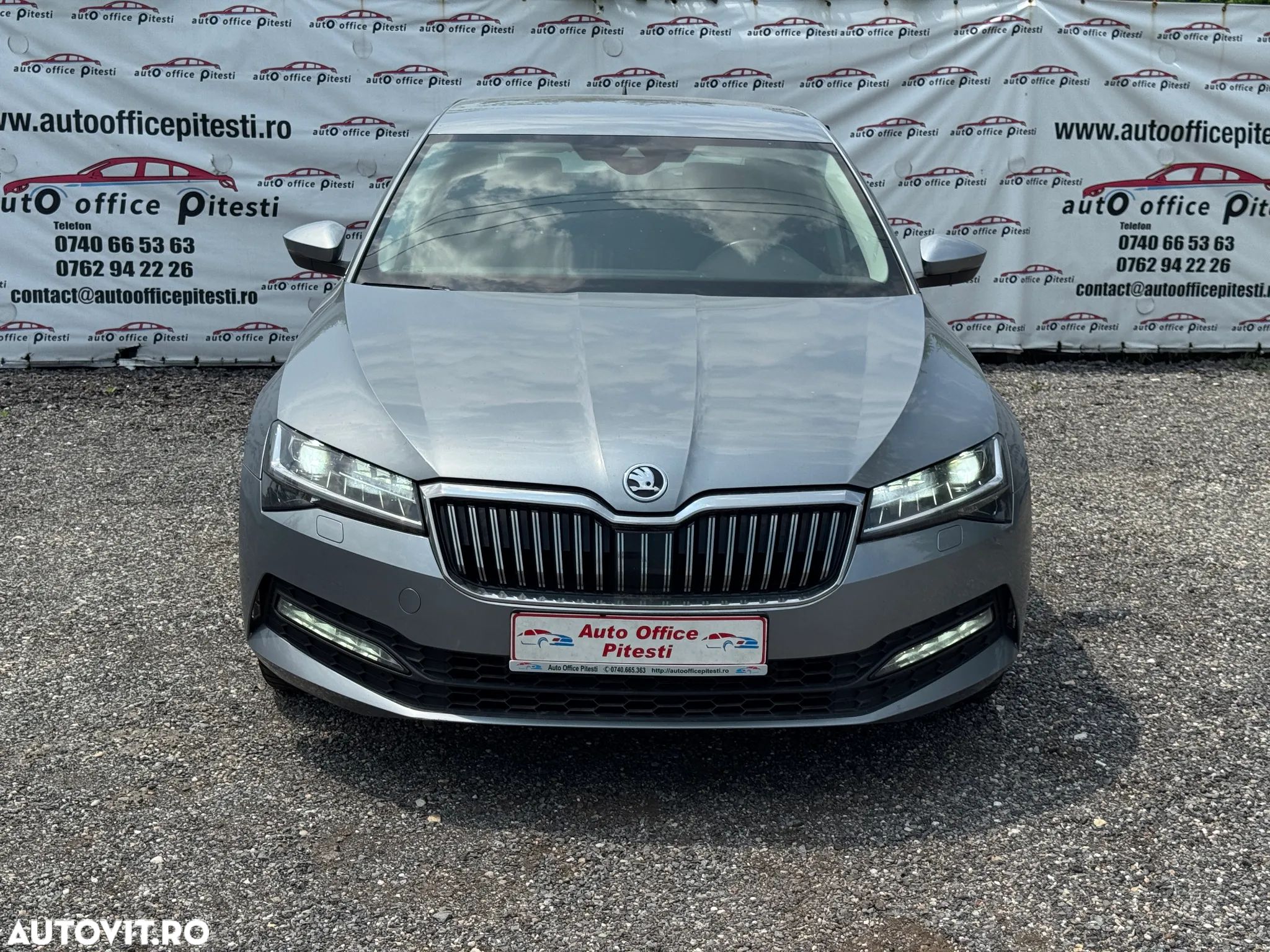 Skoda Superb 2.0 TDI DSG Style - 1