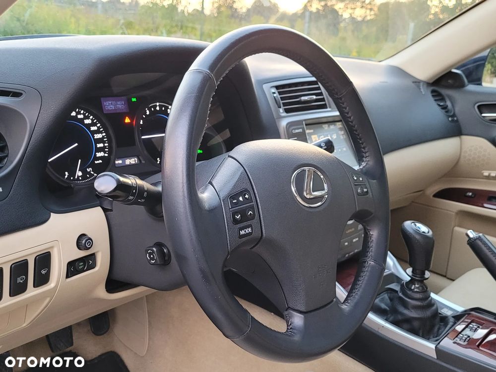 Lexus IS 250 Elegance - 12