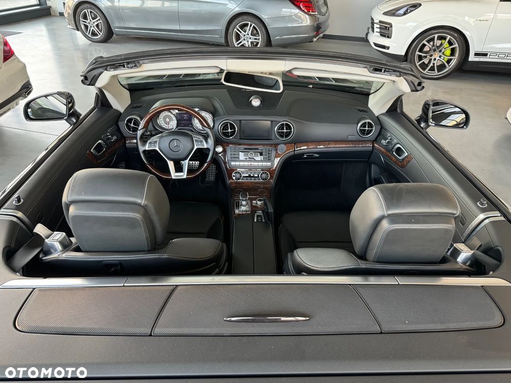 Mercedes-Benz SL 500 7G-TRONIC - 24