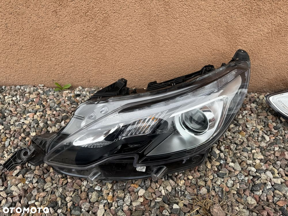 Lampa przednia lewa Lieger Js60 - 2