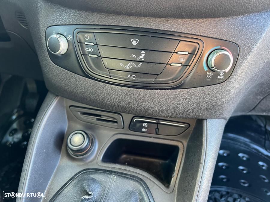 Ford Transite Courier 1.5 - 6