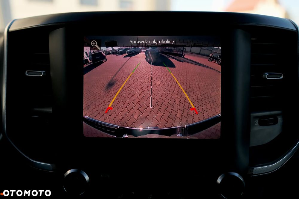 RAM 1500 5.7 Crew Cab Shortbed Bighorn Chrome - 29