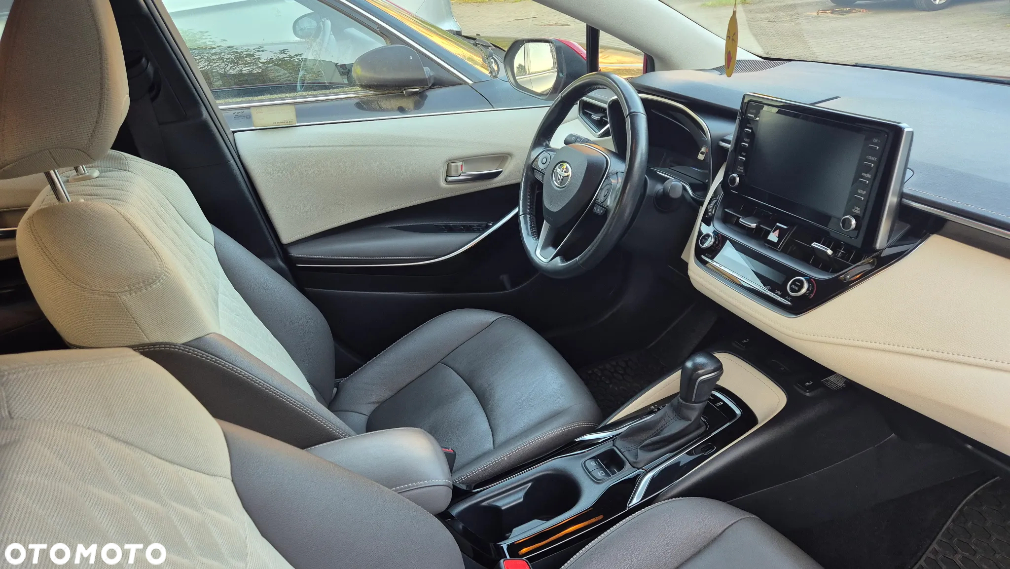 Toyota Corolla 1.6 Executive MS - 12