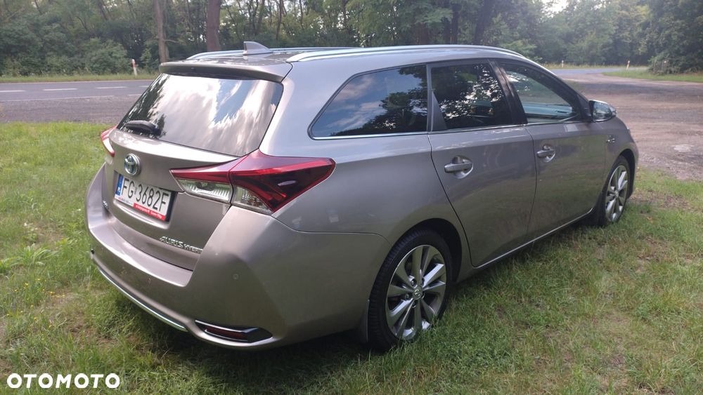 Toyota Auris 1.8 HSD Luna - 9