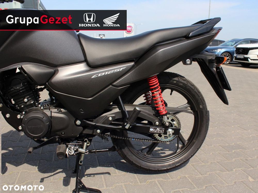 Honda CB - 8