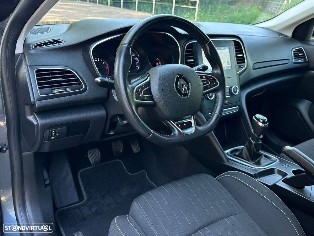 Renault Mégane Sport Tourer 1.3 TCe Limited - 5