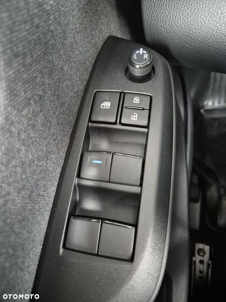 Toyota Yaris - 9
