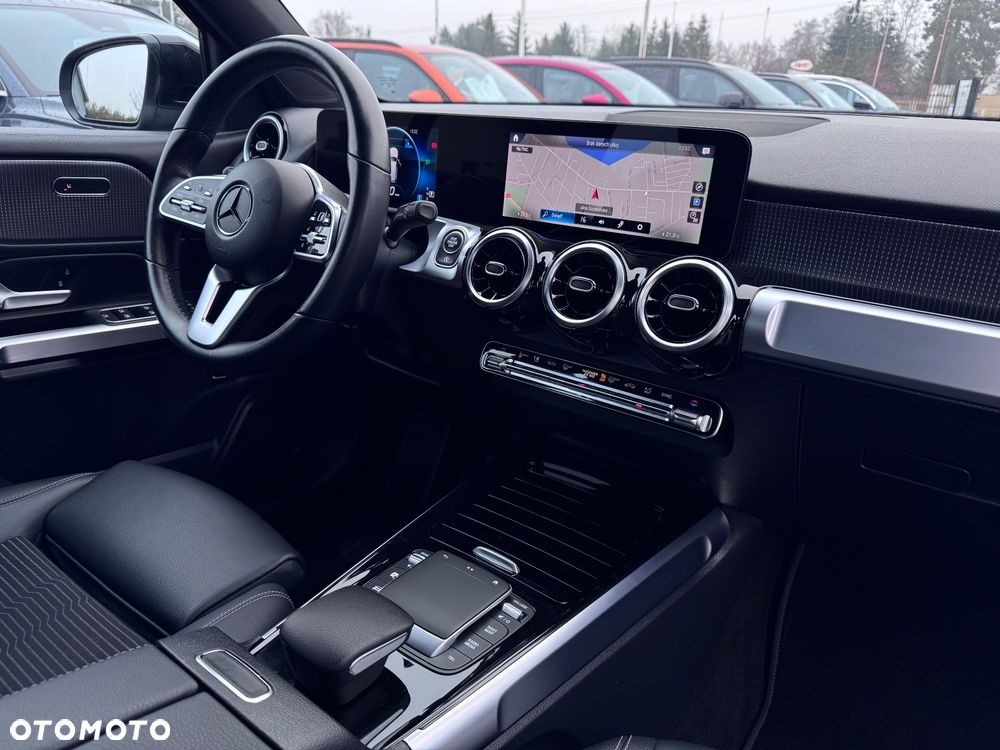 Mercedes-Benz GLB 200 d 8G-DCT Progressive Advanced - 27