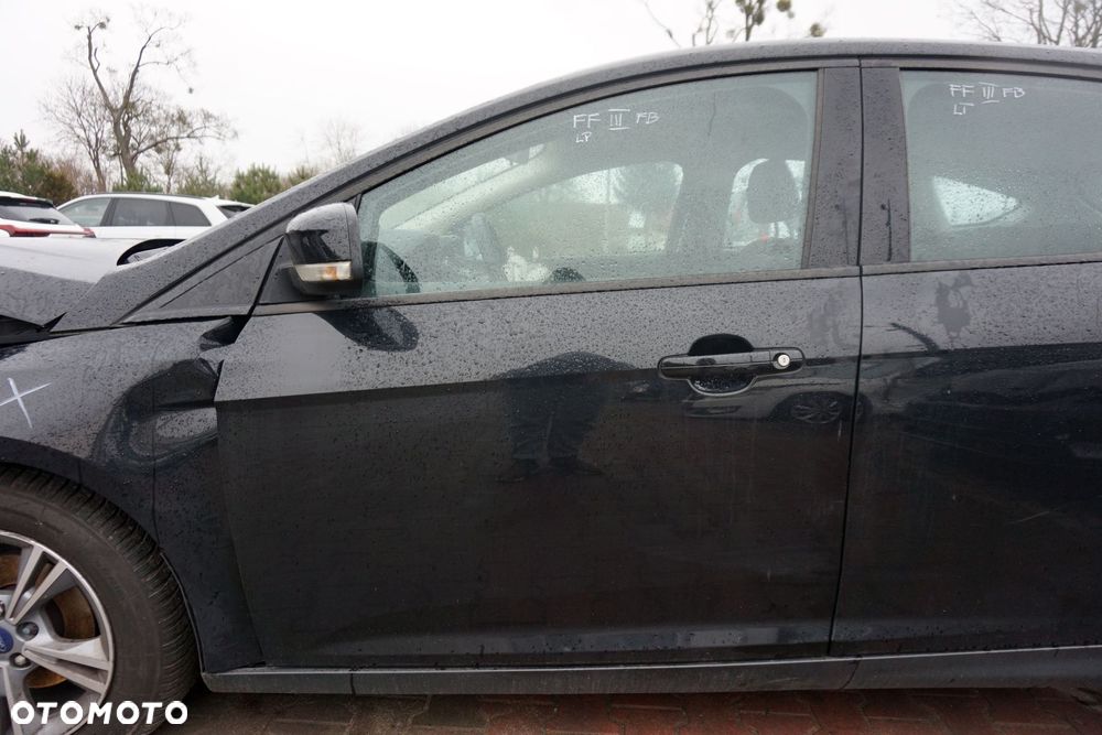 DRZWI PRZEDNIE LEWE FOCUS III MK3 5D HB FB  CZARNY FORD 2010-2014 - 1